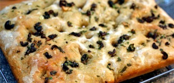 Фокачча с оливками