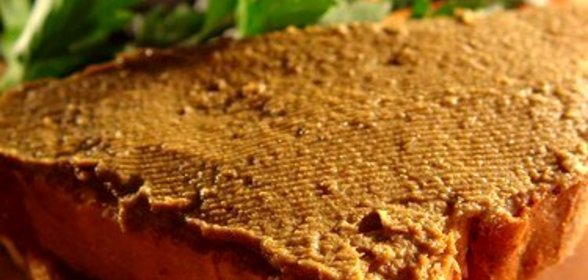 Паштет из брынзы, говяжьего языка и огурца