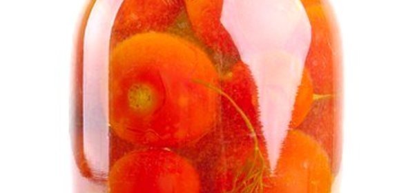 Маринованные помидоры со сладким перцем и луком