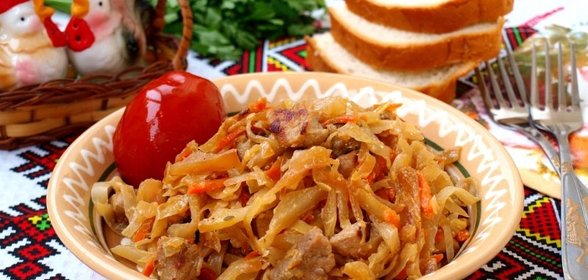 Тушёная капуста с мясом