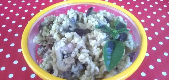 Булгур с баклажанами и шампиньонами