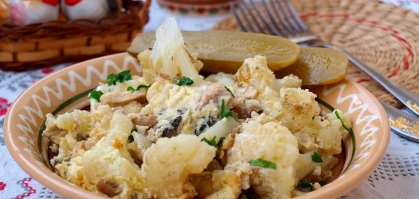 Омлет с цветной капустой и шампиньонами