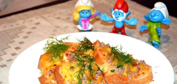 Пицца на батоне