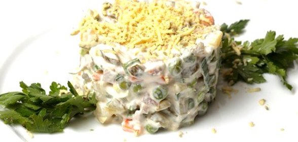 Оливье с яблоками