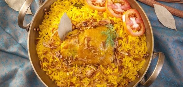 Острая курица с рисом по-индийски