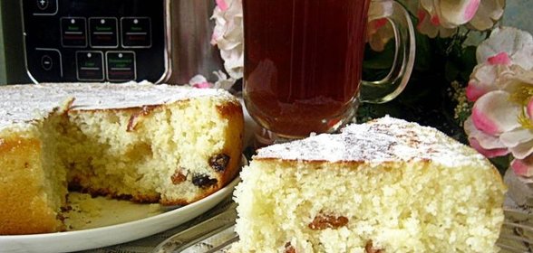 Манник с изюмом в мультиварке