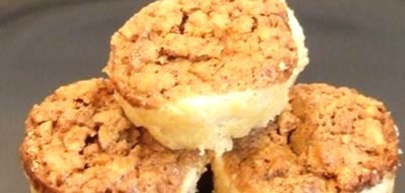 Двухслойное печенье с орехами