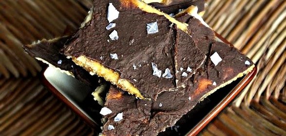 Крекеры с шоколадом и карамелью