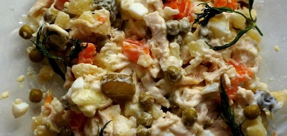 Оливье с курицей