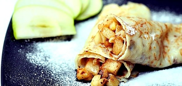 Блинчики с яблоками на кефире