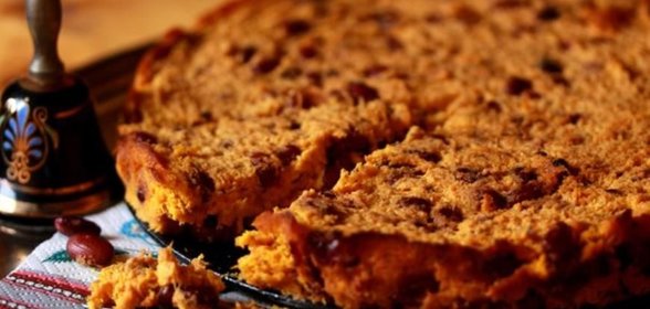 Овощная запеканка с фасолью и сельдереем