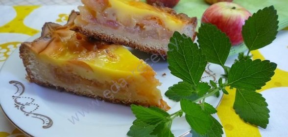 Яблочный пирог со сметанной заливкой