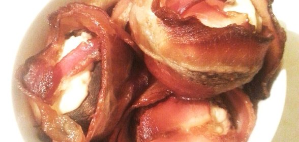 Шампиньоны в беконе