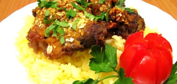 Баранина, запеченная в медово-горчичном соусе