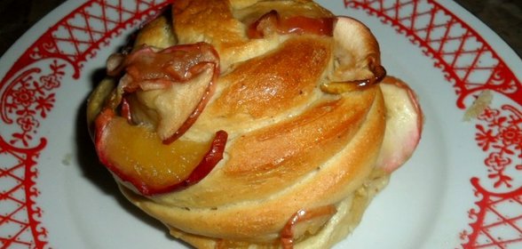 Булочки с корицей и яблоком