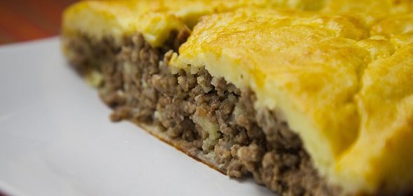 Картофельный рулет с мясом