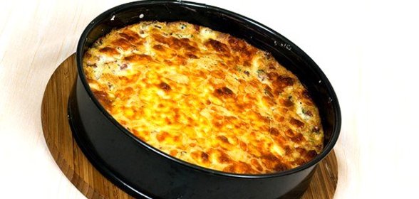 Луковый гратен с пармезаном