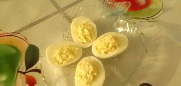 Острые фаршированные яйца