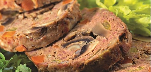 Рулет из говядины с ветчиной