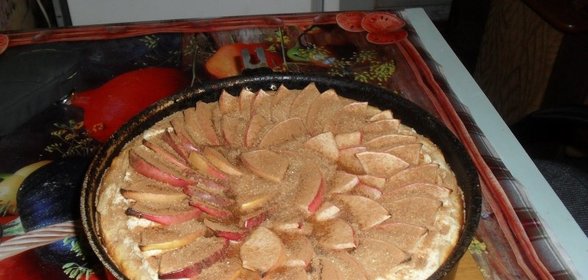 Яблочный пирог с творогом