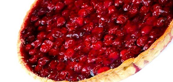 Вишневый пирог с орехами