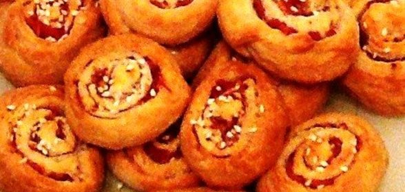 Сладкие булочки с ветчиной