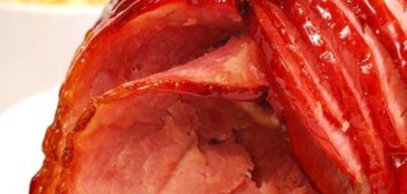 Ветчина в глазури из инжира и апельсинов