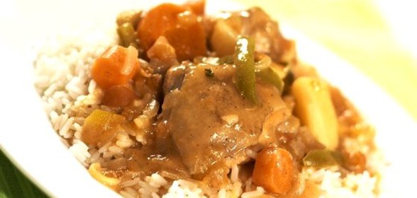 Рис с курицей и яйцами