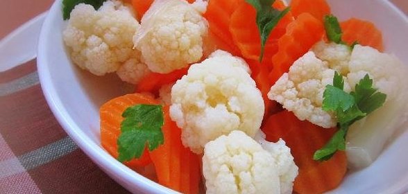 Салат из маринованных овощей