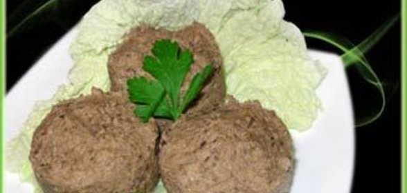 Паштет из чечевицы с орехами и черносливом
