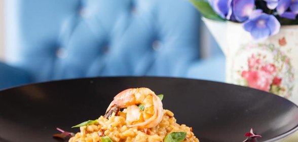 Ризотто с креветками и вяленными томатами