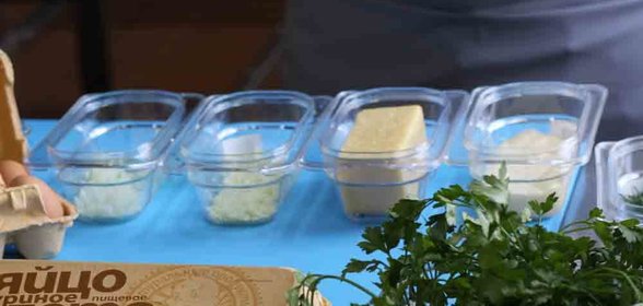 Европейский салат с яйцом для здоровья