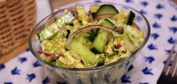 Хрустящий салат из свежих овощей