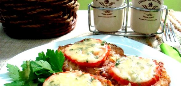 Свиные биточки под сырной шапочкой