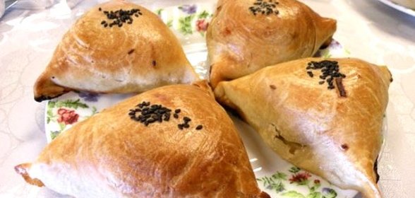 Самса с фаршем и картошкой