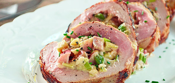 Свинина, фаршированная ревенем и сыром