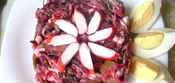 Салат из морской капусты и свеклы