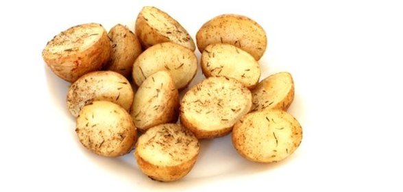 Молодой картофель с розмарином