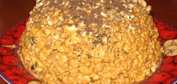 Торт «Муравейник» с грецкими орехами