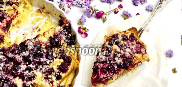 Френч-тост ягодный с орехами