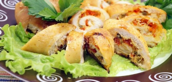 Куриные рулетики с сыром и болгарским перцем