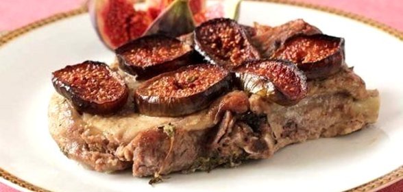 Маринованная свинина, запеченная с инжиром