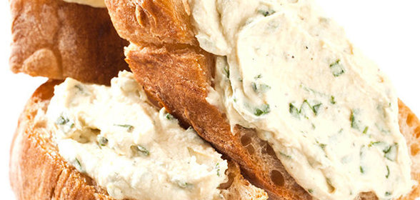 Брускетта с горчицей и маскарпоне