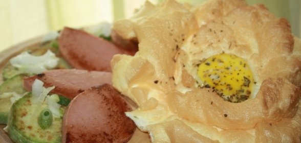 Яичница Солнце в облаках