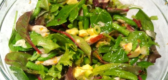 Цитрусовый салат из копчёной макрели