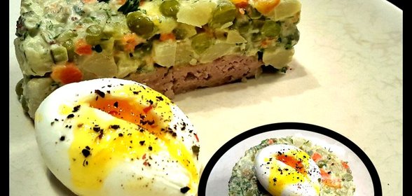 Оливье на мясной подушке