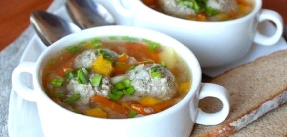 Суп с фрикадельками