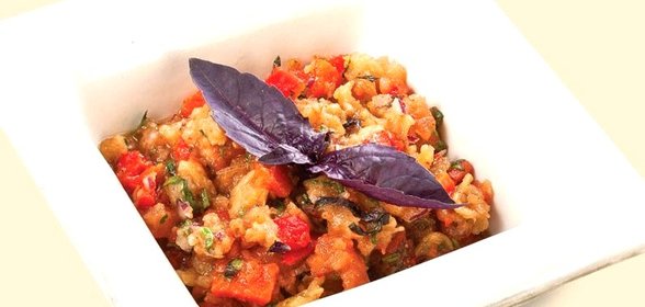 Салат из запеченых овощей