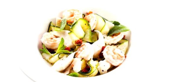 Маринованные цукини с креветками и моцареллой Unagrande