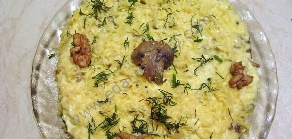 Салат слоями курица грибы сыр
